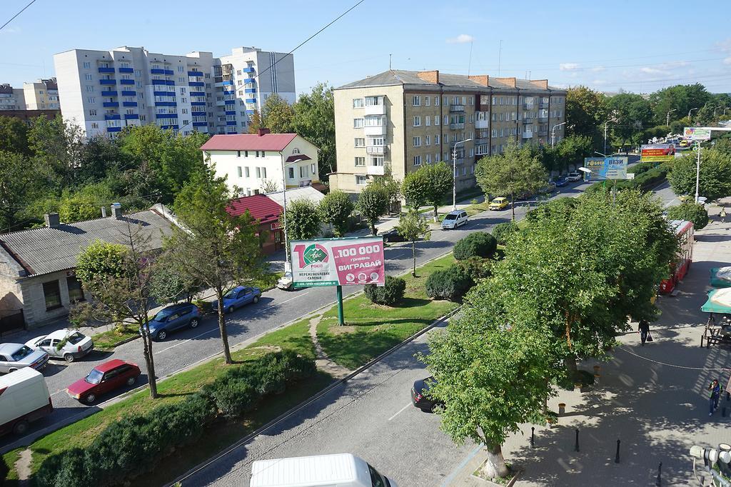 Apartment On Kniaziv Koriatovychiv Kamianets-Podilskyi Exterior foto